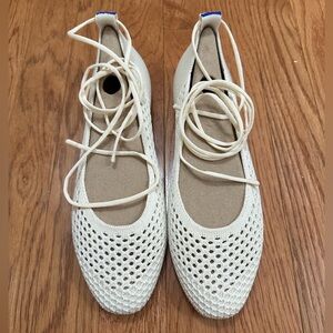 New Rothy’s Blanc Mesh Square Wrap size 8